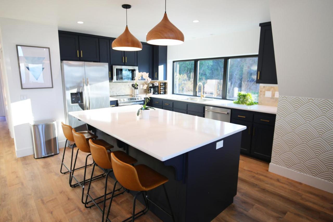 Вилла High End A-Frame - Hot Tub - Awesome Views - Yosemite - Electric Vehicle Friendly - Sleeps 10 Окхерст Экстерьер фото
