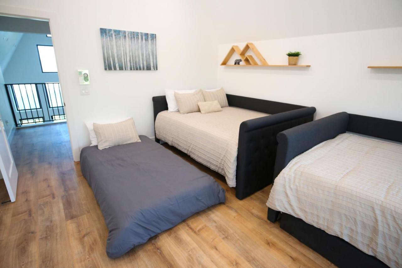 Вилла High End A-Frame - Hot Tub - Awesome Views - Yosemite - Electric Vehicle Friendly - Sleeps 10 Окхерст Экстерьер фото
