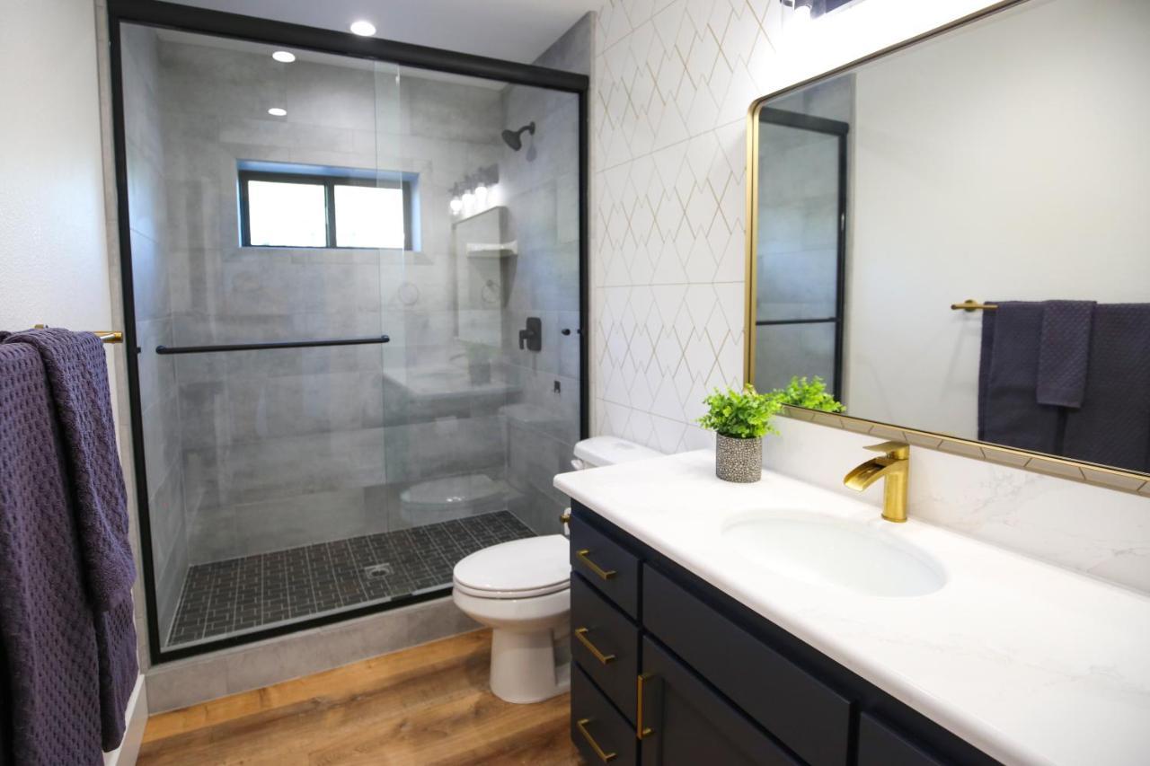 Вилла High End A-Frame - Hot Tub - Awesome Views - Yosemite - Electric Vehicle Friendly - Sleeps 10 Окхерст Экстерьер фото