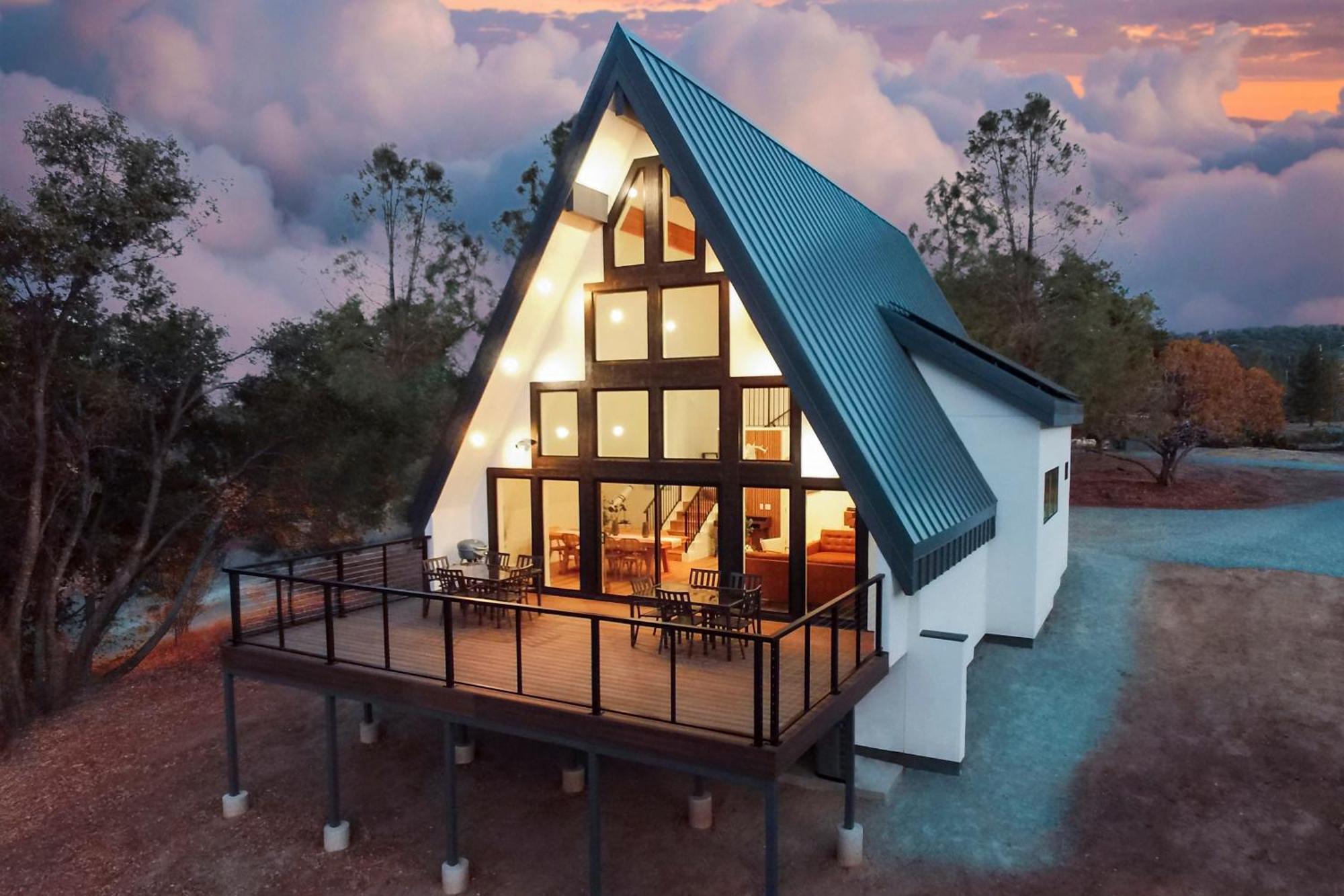 Вилла High End A-Frame - Hot Tub - Awesome Views - Yosemite - Electric Vehicle Friendly - Sleeps 10 Окхерст Экстерьер фото