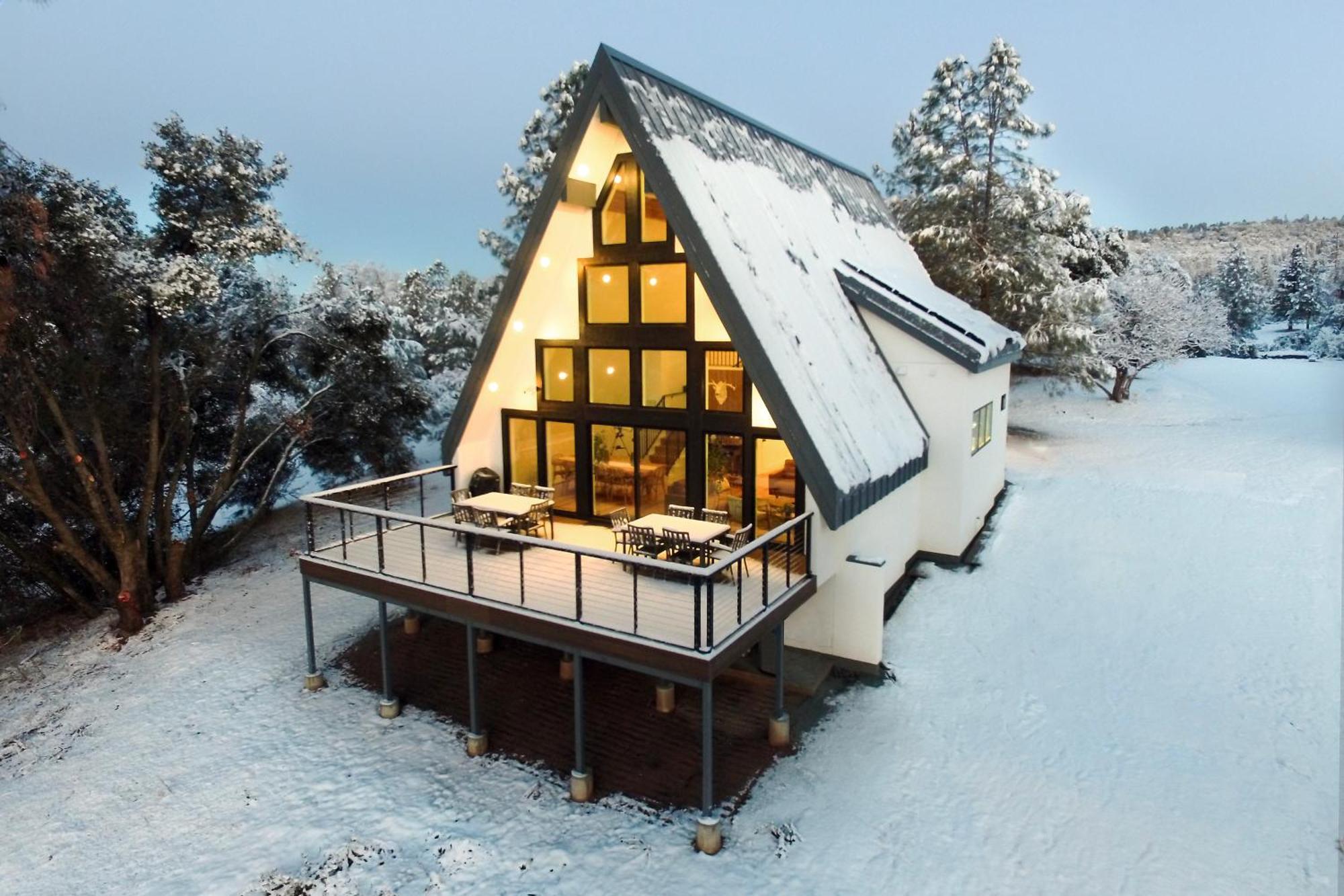 Вилла High End A-Frame - Hot Tub - Awesome Views - Yosemite - Electric Vehicle Friendly - Sleeps 10 Окхерст Экстерьер фото